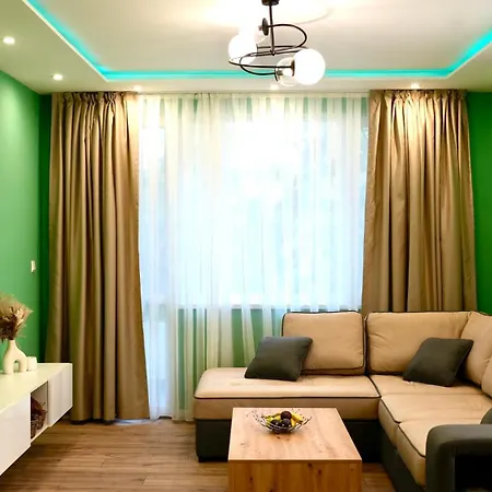 Appartement Downtown Gem With Free Private Garage Plovdiv
